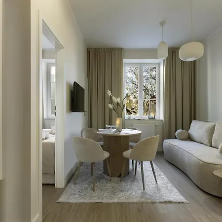 Elite Aura Old Town アパート *