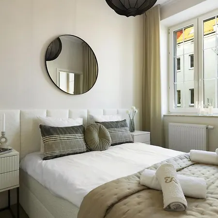 Elite Aura Old Town Daire